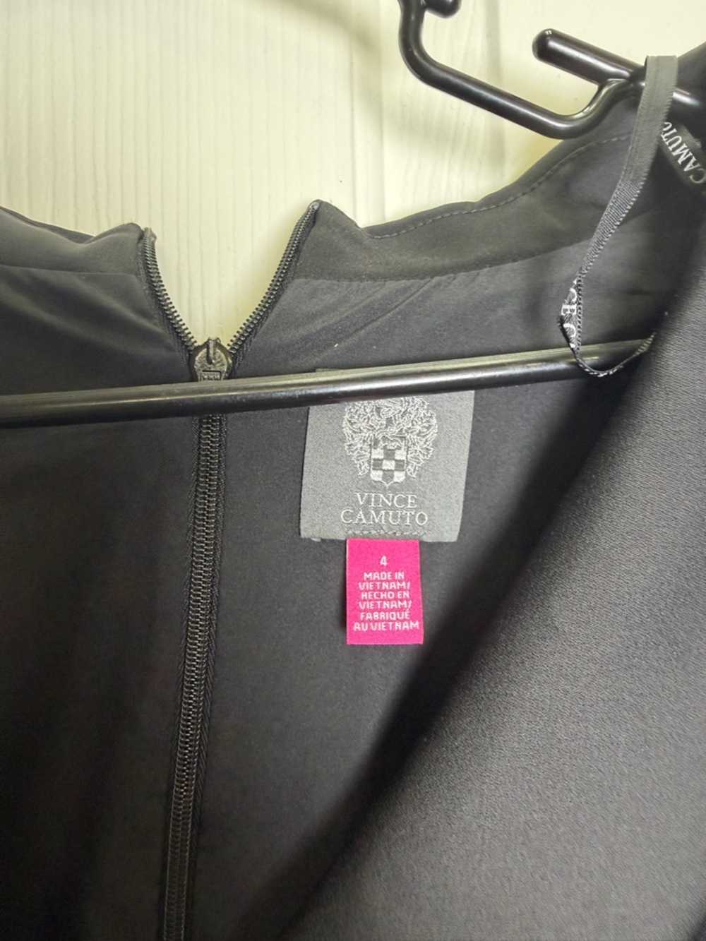 Vince Camuto Size 4 black Satin Wrap Tuxedo Cocktail Dress new - Picture 2 of 7
